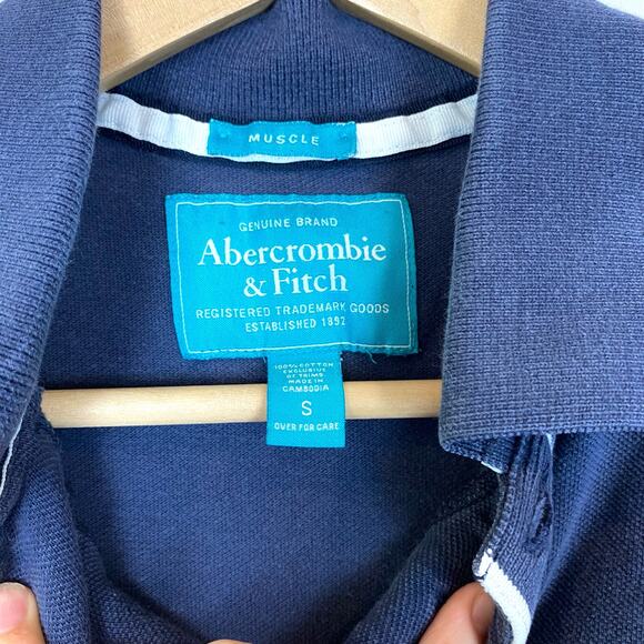 Abercrombie & Fitch Small Cotton Muscle Short Sleeve Collared Shirt - Picture 4 of 6